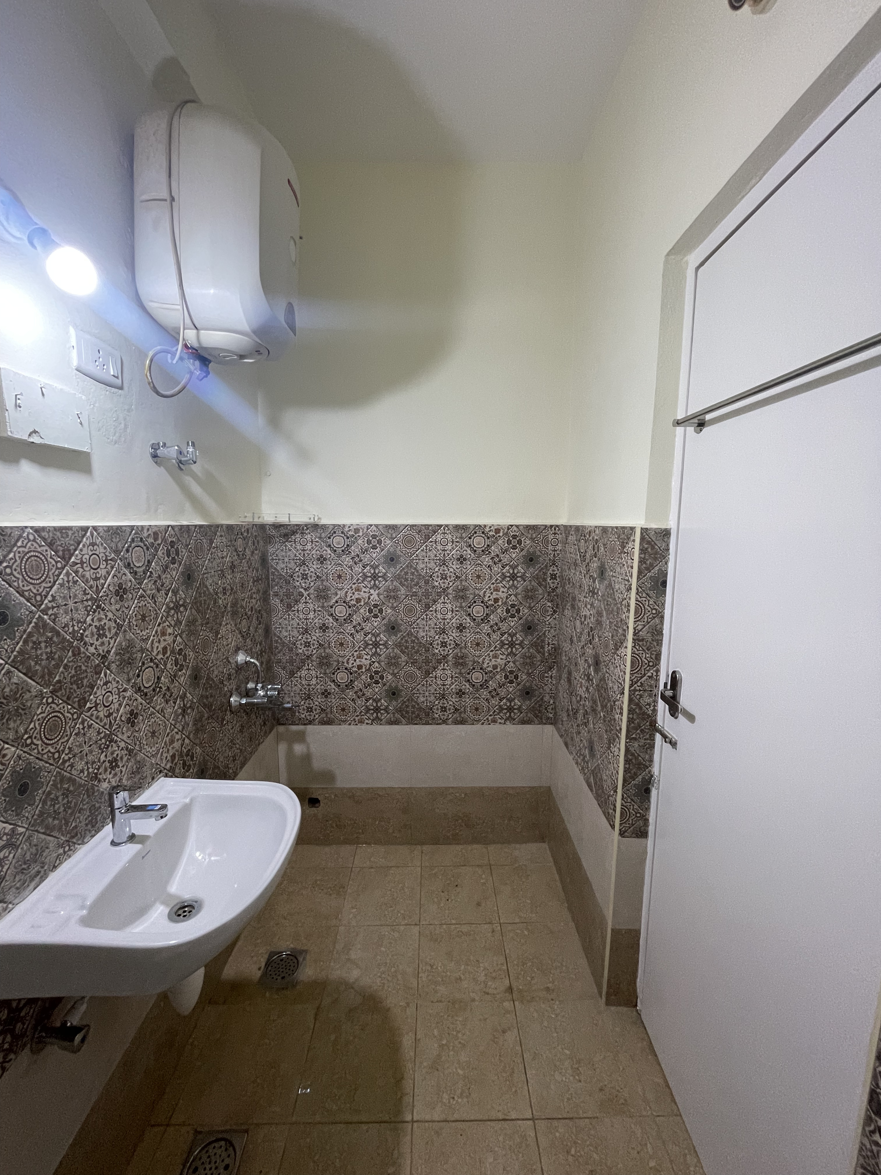 Poes Garden Luxury Apartment Remodeling